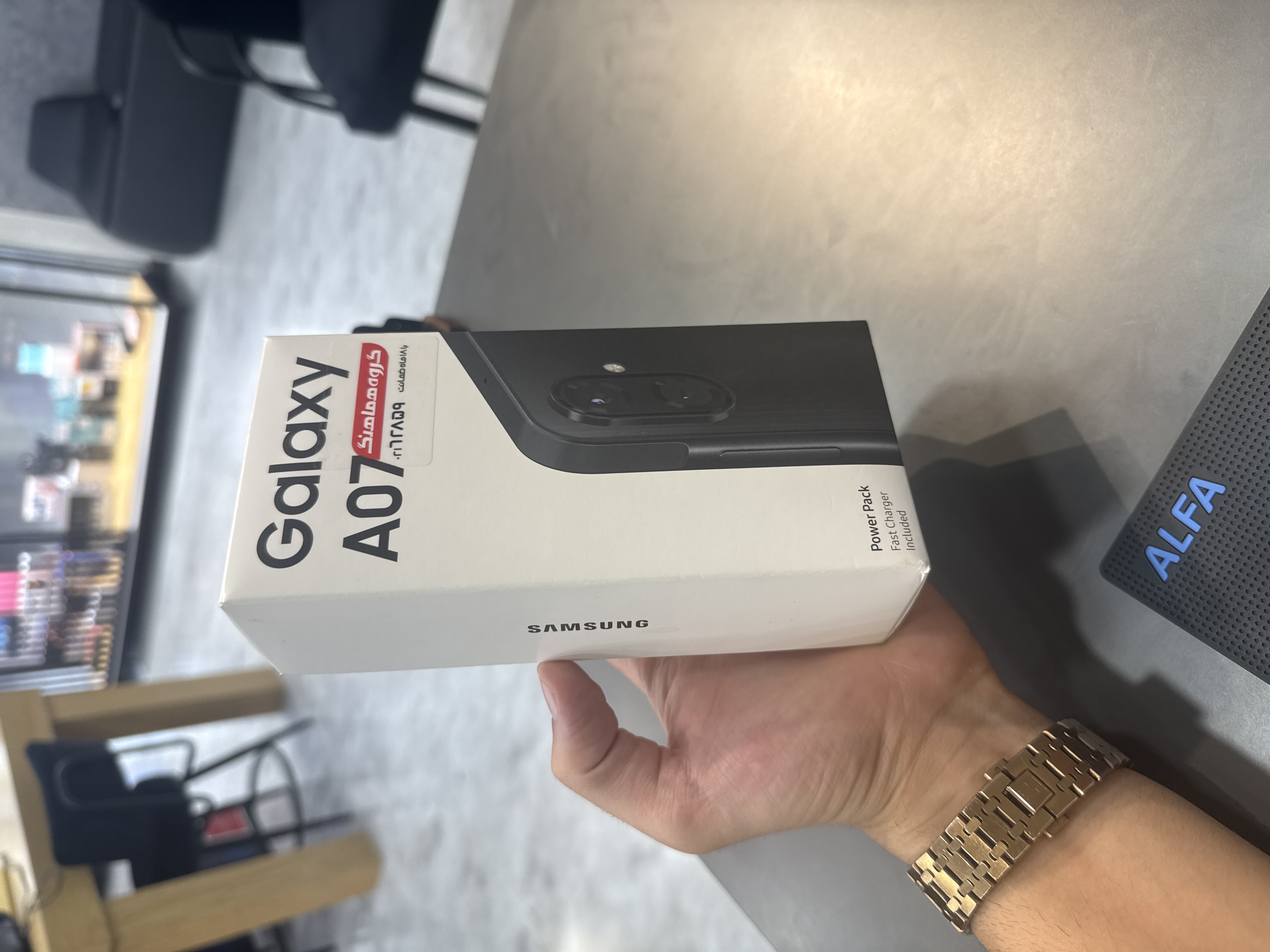 گوشی سامسونگ a07 128 ram 4 با شارژر